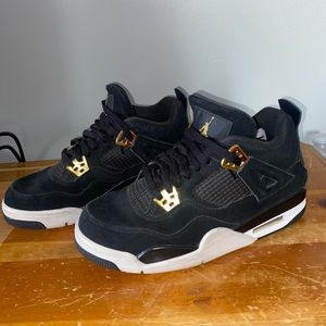 Jordan retro 4 royalty